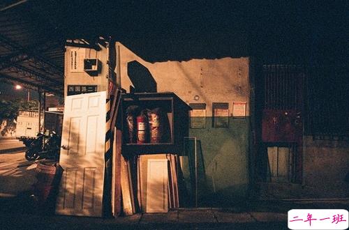 深夜伤心说说心情短语带图片 伤心说说短句子心情不好配图3