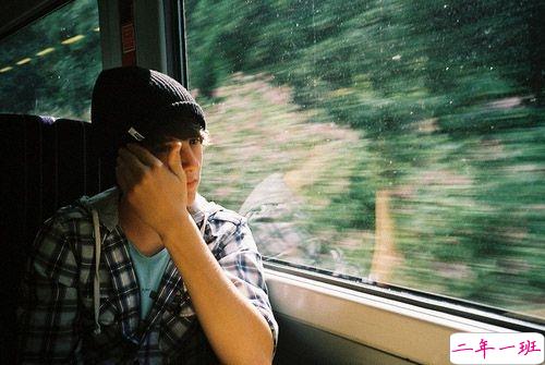 有些压抑的感到心烦意乱的伤感说说 一个人很难过心烦的伤感说说2