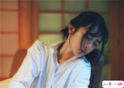 2018一个人生活冷暖自知的伤感说说 越长大越孤单的伤感说说1