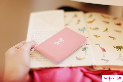 感情中的痛苦和伤感说说 每句话都能让你痛哭的伤感说说1