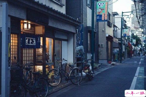 不要再傻笑了,其实你没那么开心2