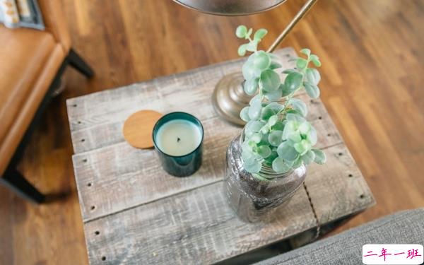 伤感难过的文艺文字控喜欢的说说 既不回头何必不忘2