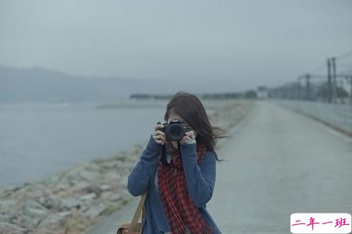 微博上很火的句子有点伤感忧伤 所爱隔山海山海不可平2