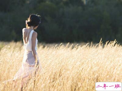 自作多情的说说 自作多情的说说