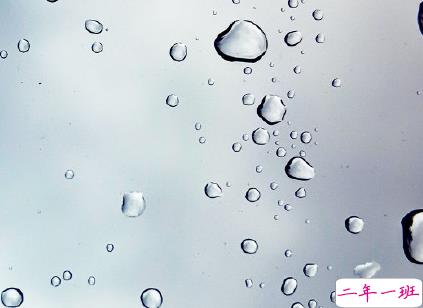 下雨天心情说说简单有意境 今天是下雨天心情是想你2