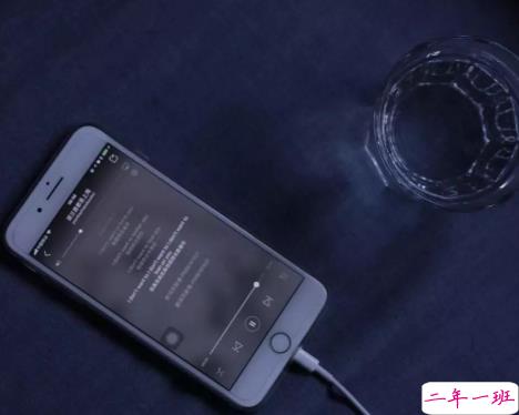 无奈心酸压抑的心情说说 太多的无奈微信短句1