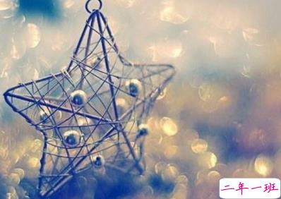 适合夜晚发朋友圈的说说 最新深入人心的经典句子1