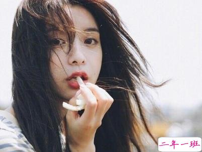 一句话形容痛经的说说 适合大姨妈痛的微信说说2