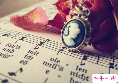 想睡睡不着的说说大全 深夜想太多失眠睡不着1