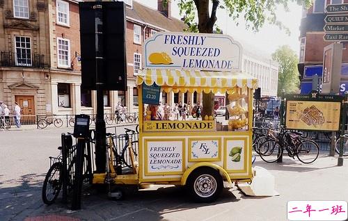 适合下雨天发朋友圈的心情说说 心情感到很低落很沮丧的心情说说发朋友圈2