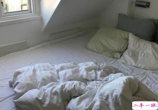 深夜里一个人感到孤独沮丧时发的心情说说1