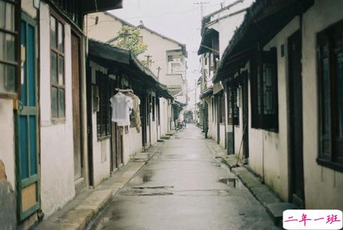 心碎心痛的时候发的说说 原来梦里也会心痛能痛到醒来2