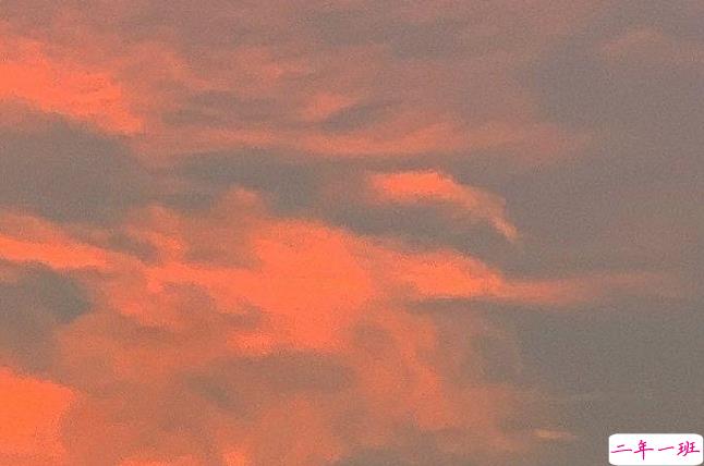 深夜写给心累的自己发朋友圈 心累但是还要努力发朋友圈句子2