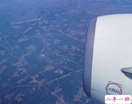 第一次做飞机的心情说说 第一次坐飞机有多激动2