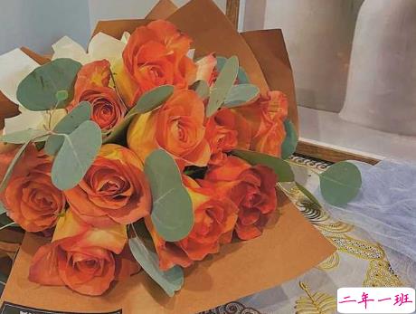 带有玫瑰文字的浪漫朋友圈文案 很文艺的关于玫瑰的文案1