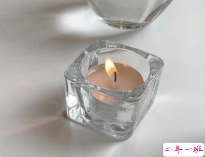 很美又很适合发朋友圈的短句带图片 隐藏野心悄悄发光9