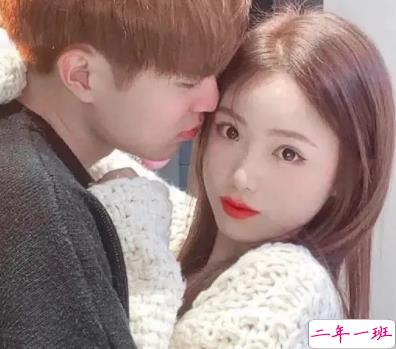 2022最新版甜甜的官宣恋爱文案带图片 两个成年人的重要决定11