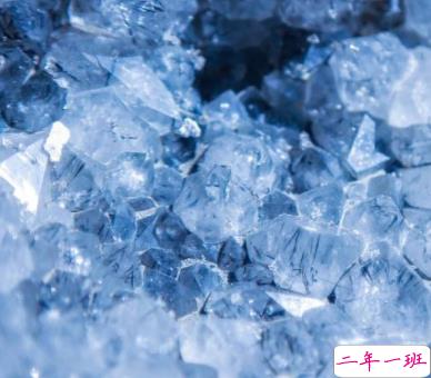 关于遗憾的走心文案带图片 取消了置顶却发现你排在了最后6