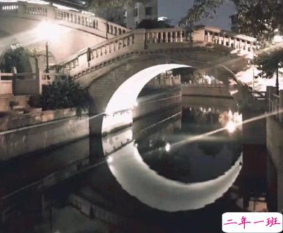 八月再见九月你好朋友圈说说 允许一些错过迎接对的相遇2