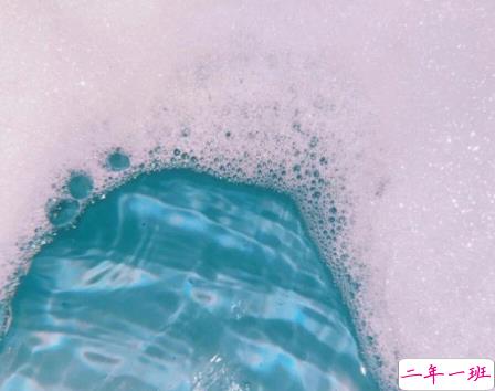 八月再见九月你好朋友圈说说 允许一些错过迎接对的相遇11