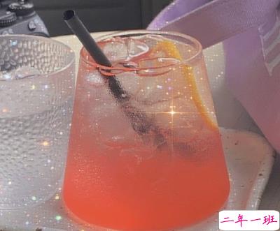 超可爱撒娇情话句子说给对象听 我对你的喜欢比今天又多了一点2