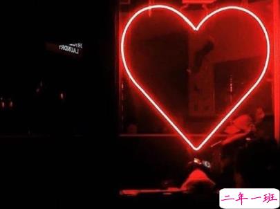 很酷的霸气句子带图片 最新霸气说说高冷范4