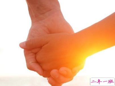 撩人浪漫的情话说说带图片 你这么甜我真想舔舔13