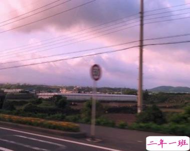 朋友圈心痛心碎的说说带图片 内心疼痛的悲伤句子7