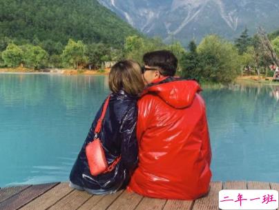 秀恩爱的句子简短带图片 抖音幸福秀恩爱说说1