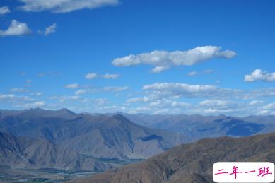 15条浪漫的诗意爱情句子 爱意却是脑海一闪而过的善意14