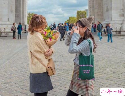 致闺蜜友谊的简短文案 写给闺蜜最暖心的话14