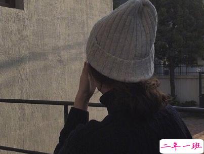 听起来很纯粹的爱情说说 干净惬意的爱情说说配图 2