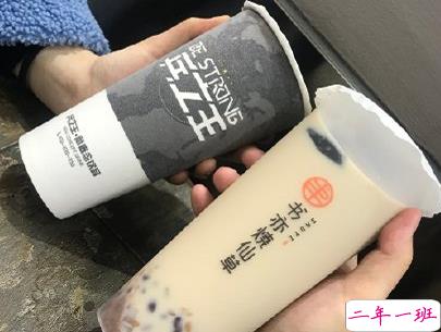 下午茶奶茶心情说说配图 适合爱喝奶茶的小可爱发圈文案1