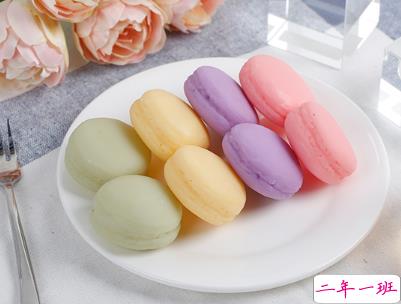 18岁微信生日说说配图 十八岁祝自己生日快乐说说12