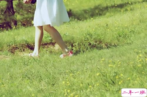 很真实的爱情感悟带图片 深有感触的经典爱情说说配图1