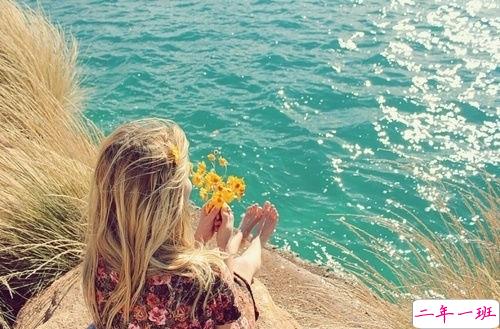 爱情破碎的悲伤说说带图片 让人痛苦的爱情说说配图5