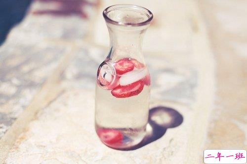 qq个性说说带图片有点忧伤 晚安无奈伤感说说1