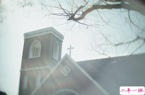 qq个性说说带图片有点忧伤 晚安无奈伤感说说10