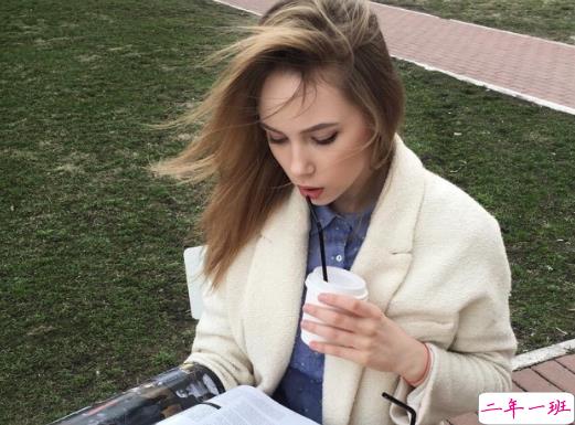 适合女生的爱情说说带图片最新 一不小心太喜欢你了2