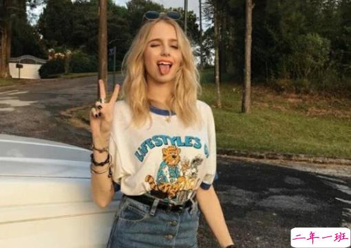 适合女生的爱情说说带图片最新 一不小心太喜欢你了6