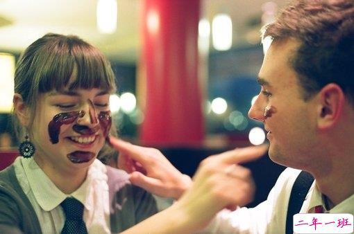 有关于恋爱的说说带图片2018最新说说 文字控大爱的爱情说说配图7