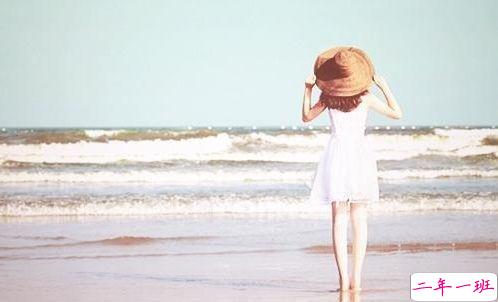 女生个性说说经典霸气带图片 知道自己不讨喜那就乖一点4