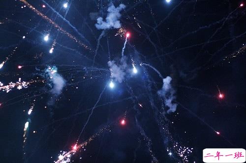 引流潮流的超拽个性说说带图片 男生女生都可用的个性说说配图14