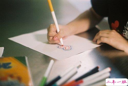 超甜蜜的恋爱中的小情侣适合发的爱情说说带图片 写尽千山落笔是你2