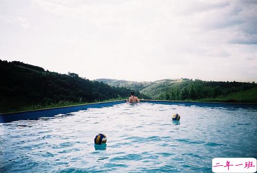 超甜蜜的恋爱中的小情侣适合发的爱情说说带图片 写尽千山落笔是你5