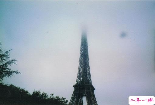 超甜蜜的恋爱中的小情侣适合发的爱情说说带图片 写尽千山落笔是你11