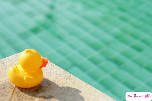 充满少女心的爱情小句子带图片 能遇见你感觉就像是得到了上天的眷顾11