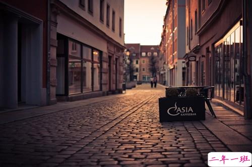 适合女生发说说的霸气超拽个性说说带图片4