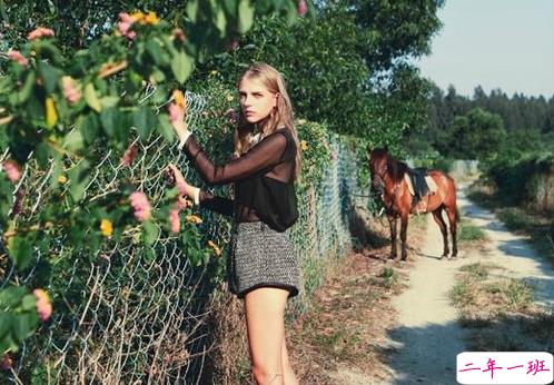 00后喜欢的超拽霸气个性说说带图片201813