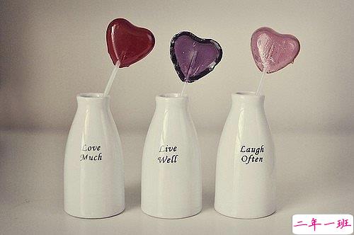 一个人感到孤独寂寞时发的说说带图片 一个人只要学会了回忆就再不会孤独11